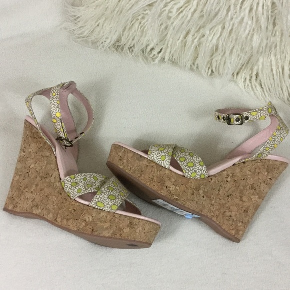 Like New Red Valentino daisy wedges - Picture 2 of 4